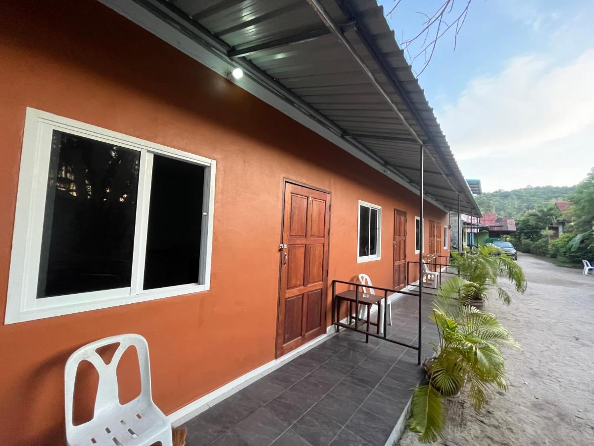 Phangan Dream Box Hotel บ้านใต้ ภายนอก รูปภาพ